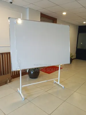 Take Your Presentation Anywhere – 6×4ft Whiteboard With Stand
