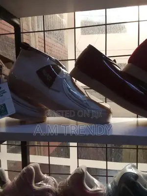 Clarks, Wallabees, Unruly