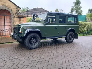 Land Rover Defender 2011 Green