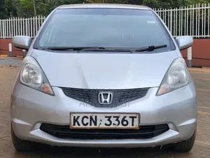 Honda Fit 2010 Silver