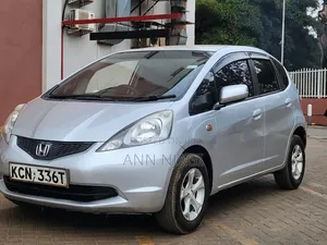 Honda Fit 2010 Silver