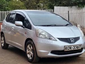Honda Fit 2010 Silver