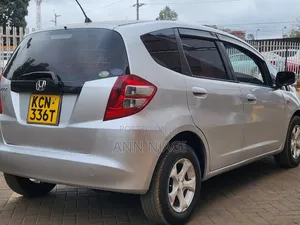 Honda Fit 2010 Silver