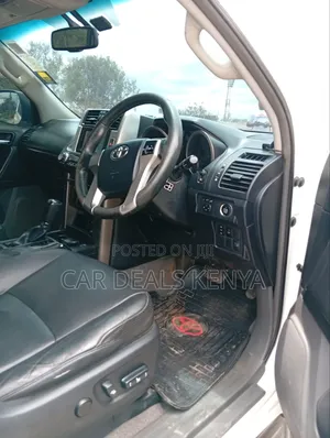 Toyota Land Cruiser Prado 2.7 i 2011 White