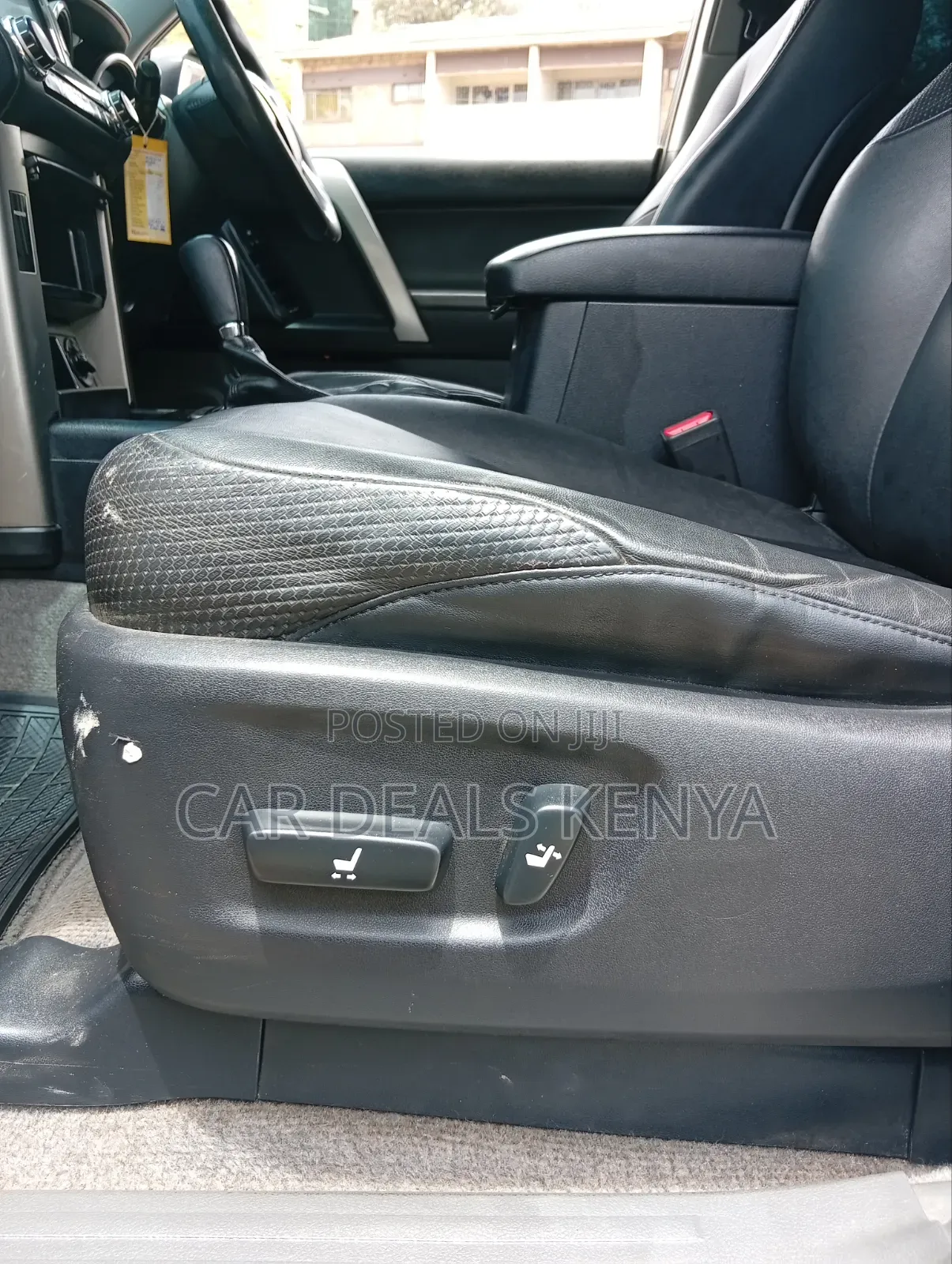 Toyota Land Cruiser Prado 2.7 i 2011 White