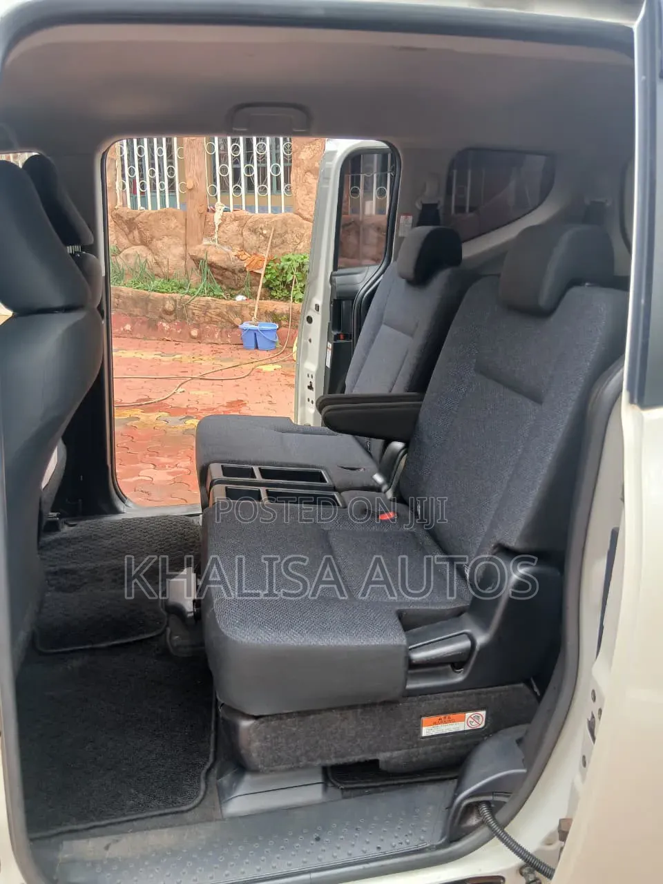 Toyota Sienta 2017 White