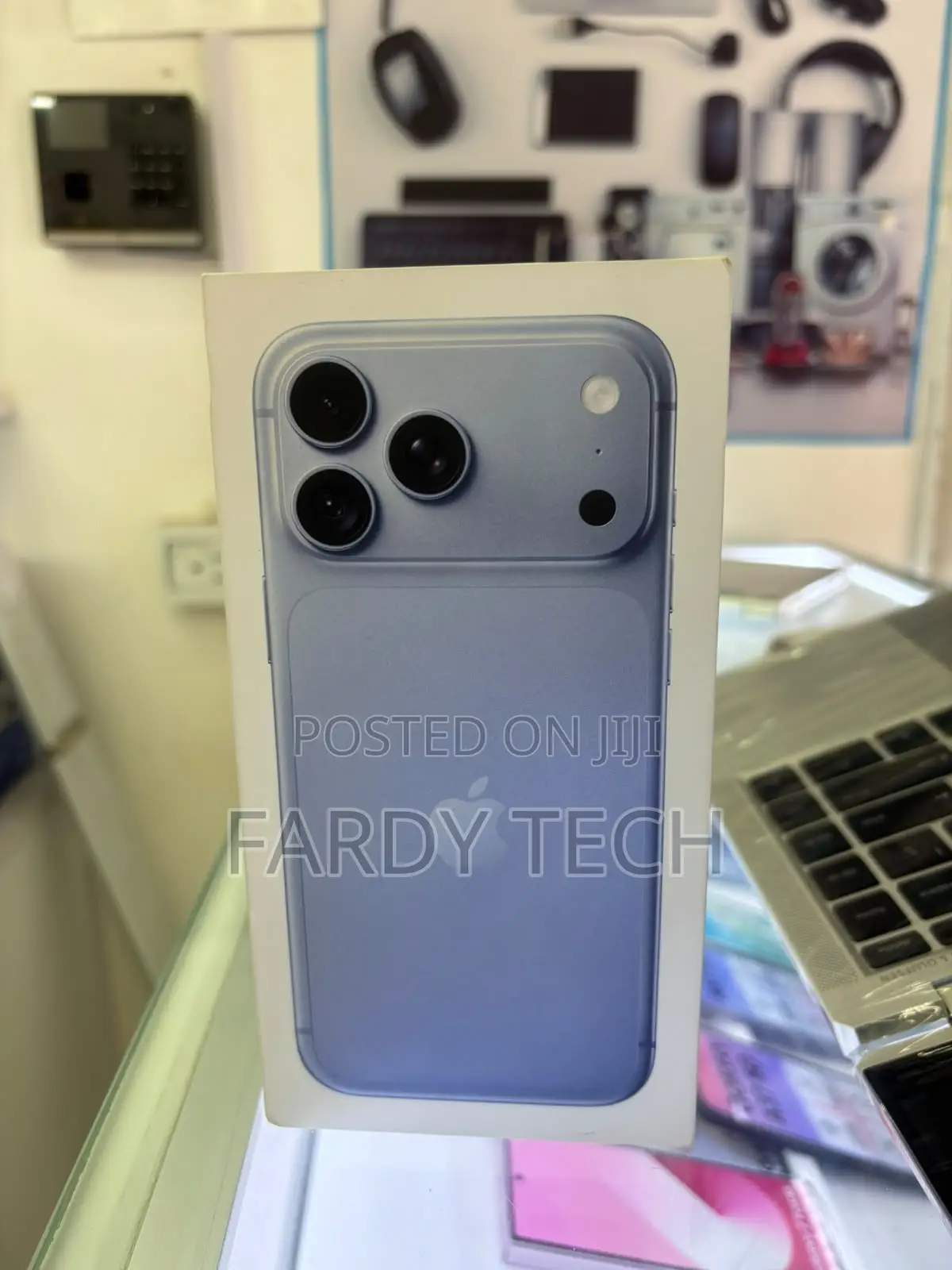 New Apple iPhone 18 Pro Max 256 GB Blue