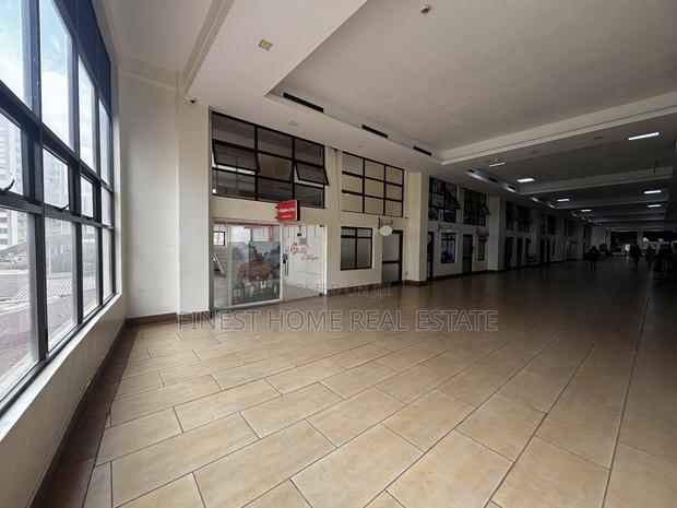 Commercial Space to Let - thumbnail 5