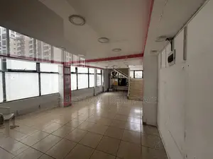 Commercial Space to Let