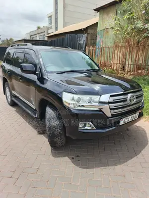 Toyota Land Cruiser 2010 Black