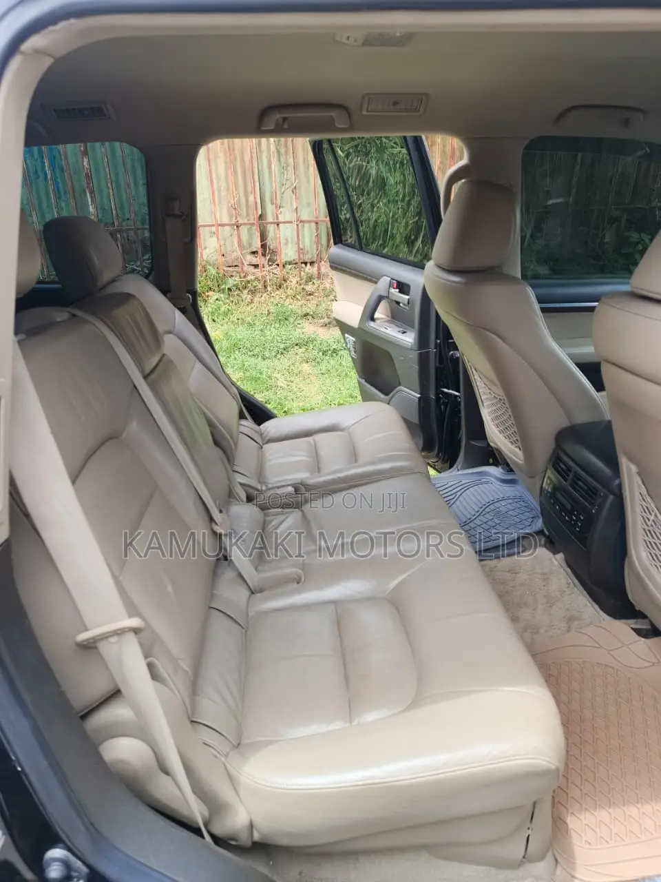 Toyota Land Cruiser 2010 Black