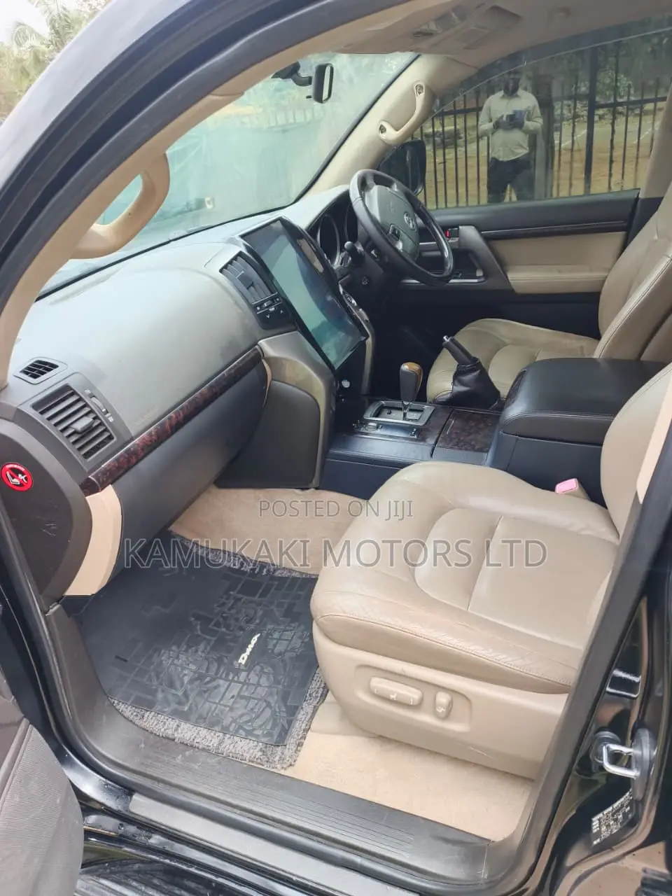 Toyota Land Cruiser 2010 Black