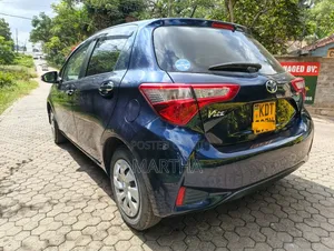 Toyota Vitz 2018 Blue
