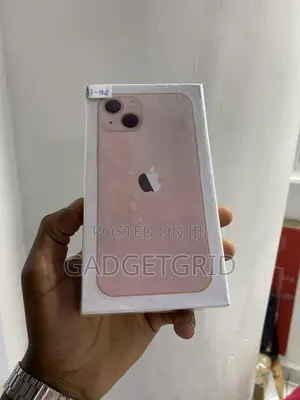 Apple iPhone 13 128 GB Pink