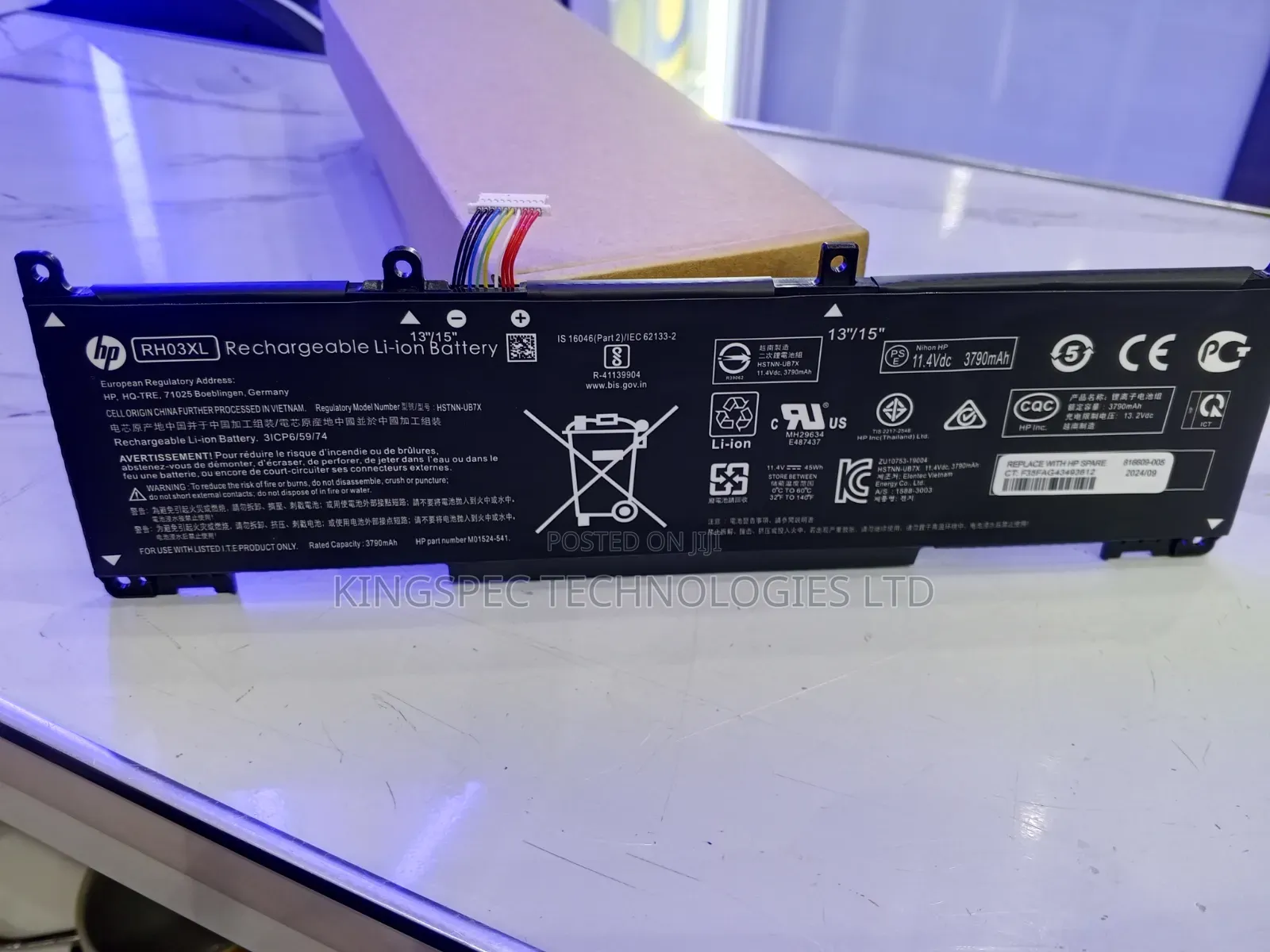 Original HP RH03XL Battery