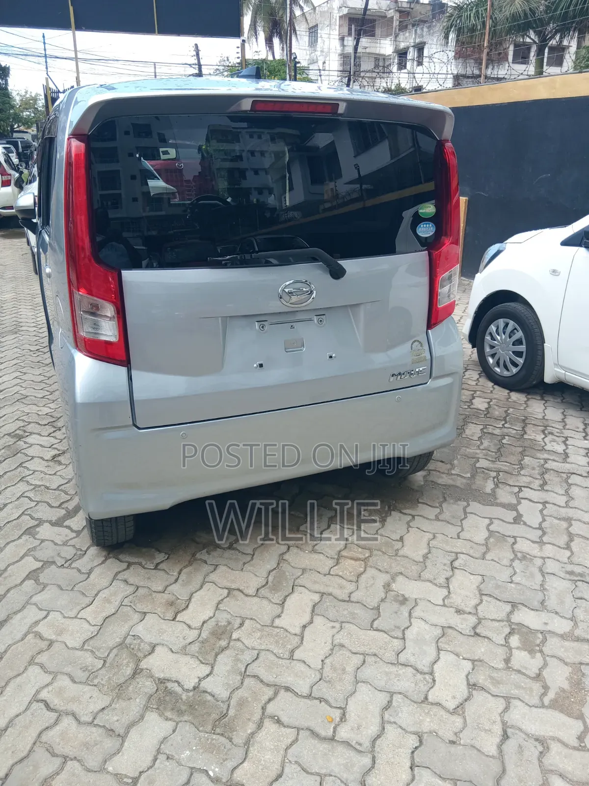 Daihatsu Move 2019 Silver