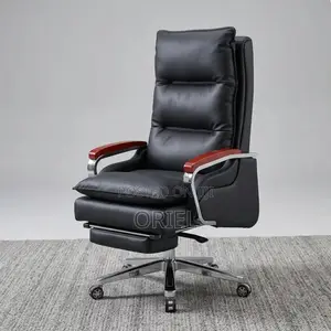 Office Chair :Highback Executive Swivel Chair With a Pull-Out Footrest