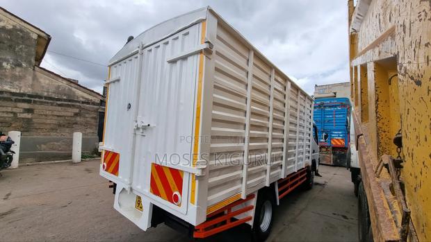 2014 Mitsubishi Canter 4D35 - thumbnail 6
