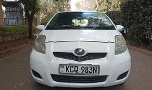 Toyota Vitz 2011 White