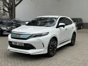 Toyota Harrier 2018 White
