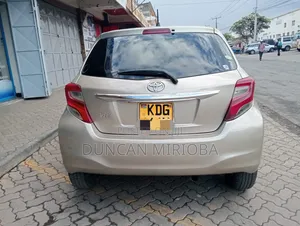 Toyota Vitz 2014 Gold