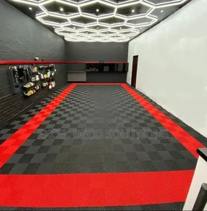 Vehicle Garage Floor Tiles 40x40cm 15mm Thick