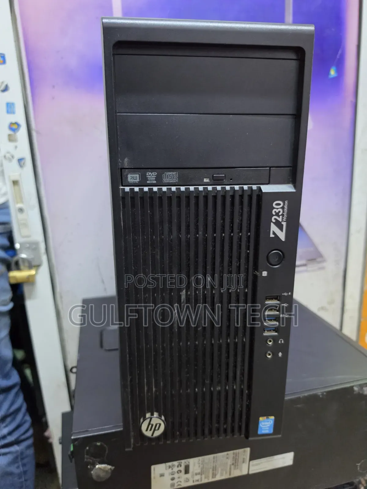 Desktop Computer HP Z230 8GB Intel Xeon HDD 1T