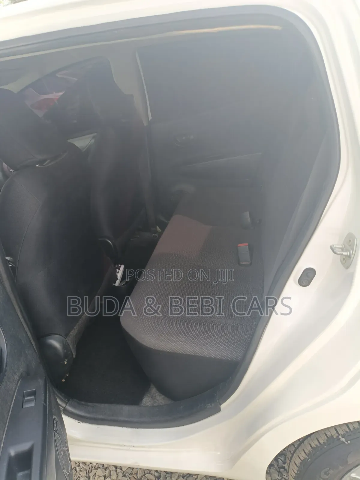 Toyota Vitz 2013 White
