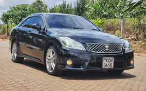Toyota Crown 2010