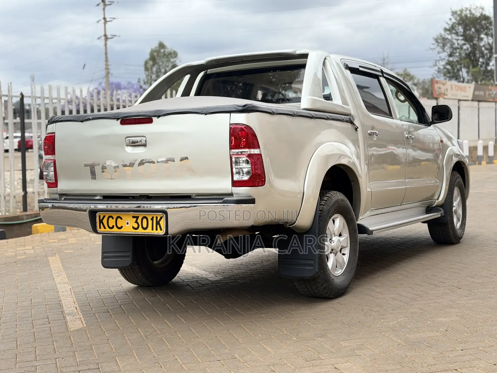 Toyota Hilux 2008 Silver