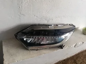 Honda Vezel Headlights