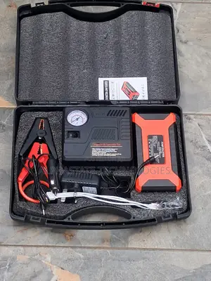 Multifunctional 12V Car Jump Starter 99800mAh With Air Pump