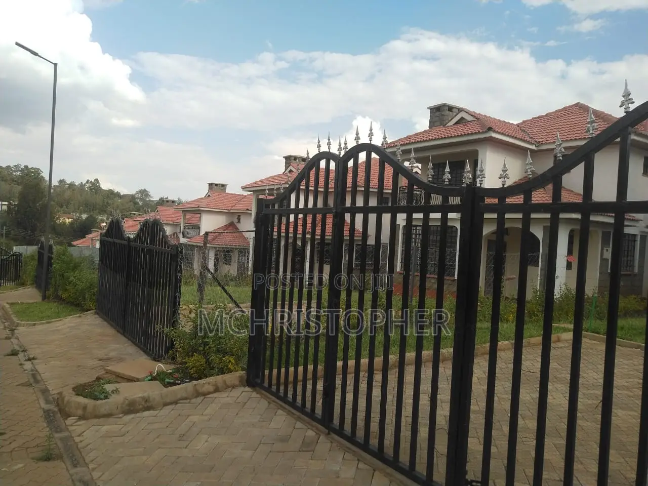 4bdrm House in Ol Keri for sale