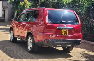 Nissan X-Trail 2012 Red