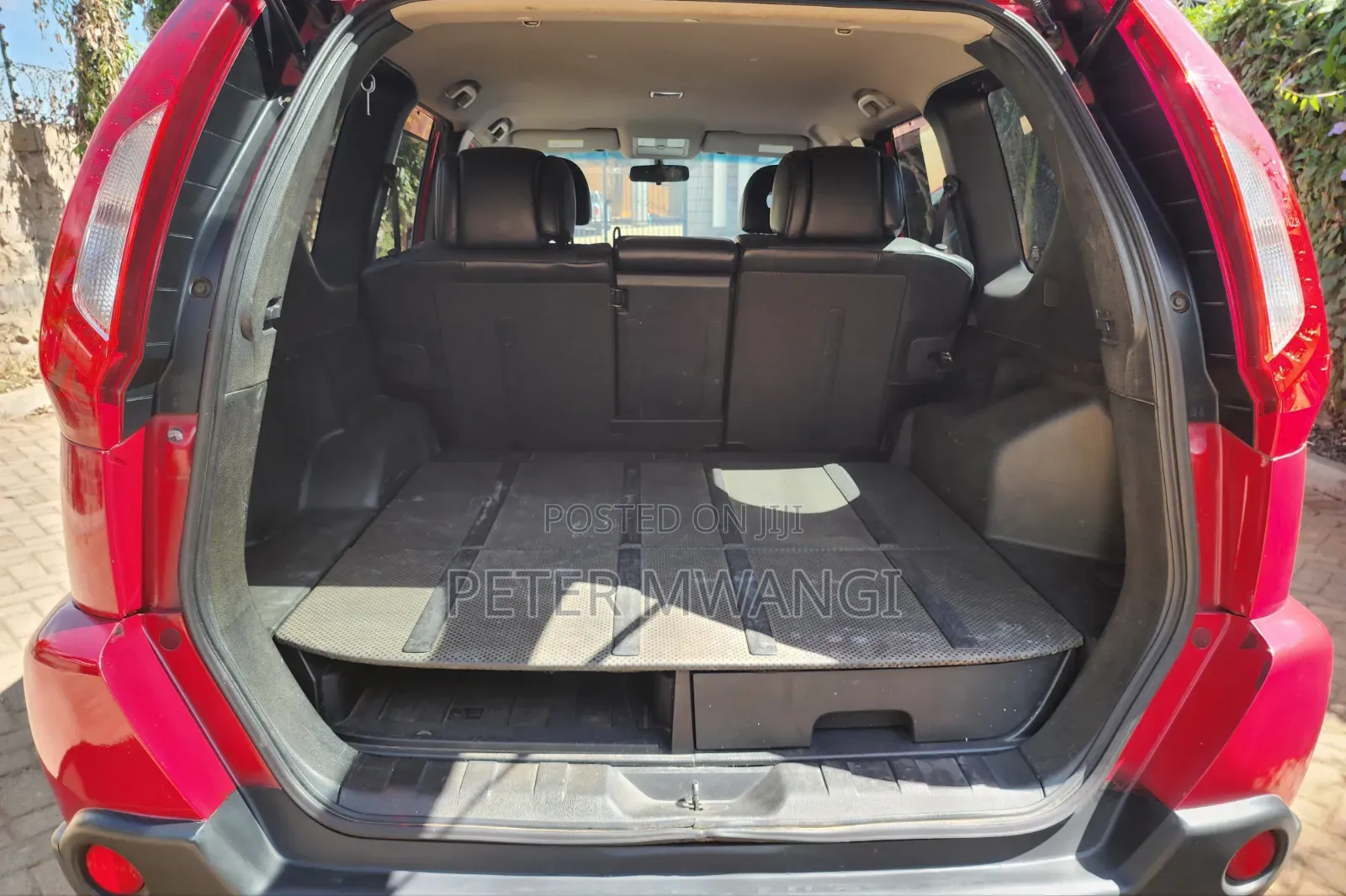 Nissan X-Trail 2012 Red