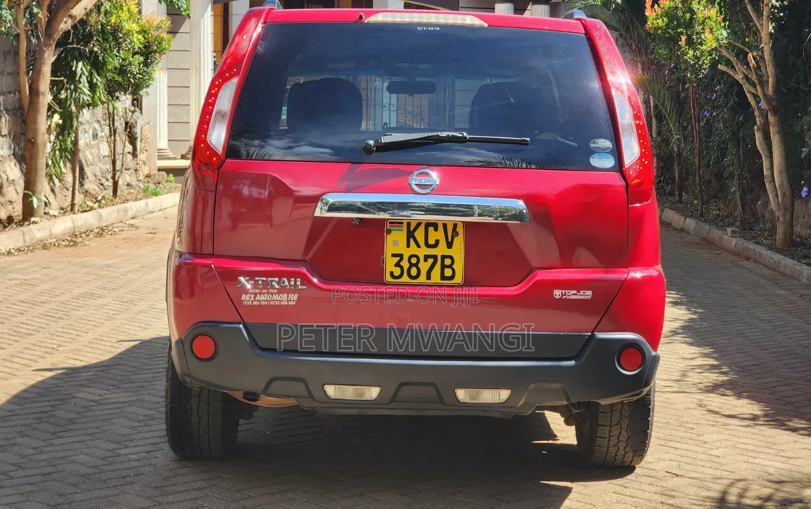 Nissan X-Trail 2012 Red