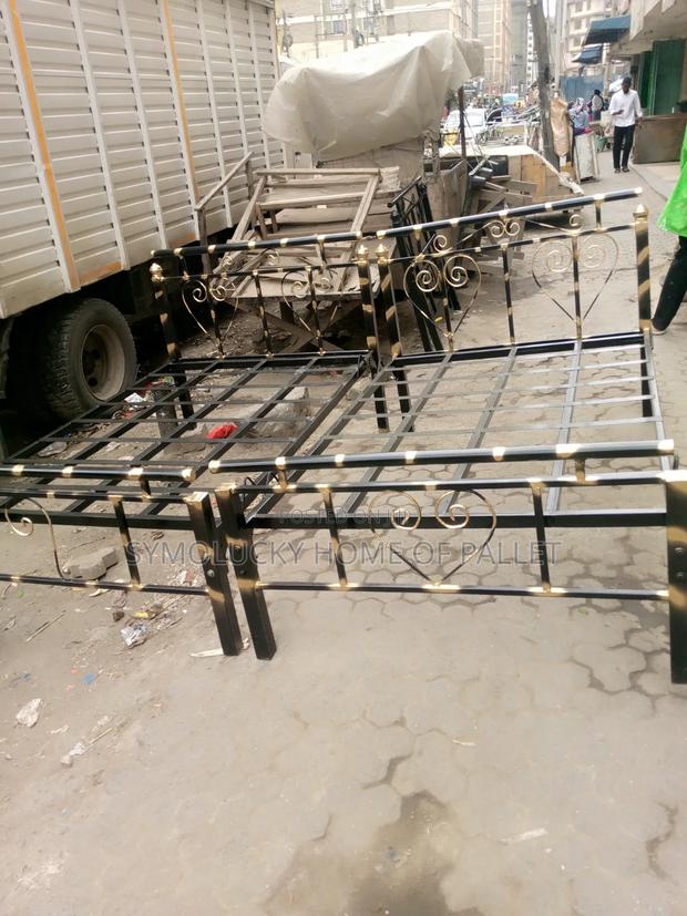 5*6 Metallic Bed. Thick Standard Metallic Framed.