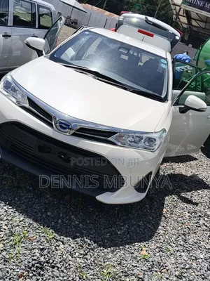 Toyota Corolla Fielder 1.5 Hybrid FWD 2016 White