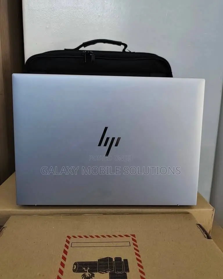Laptop HP 16GB Intel Core Ultra 7 SSD 512GB