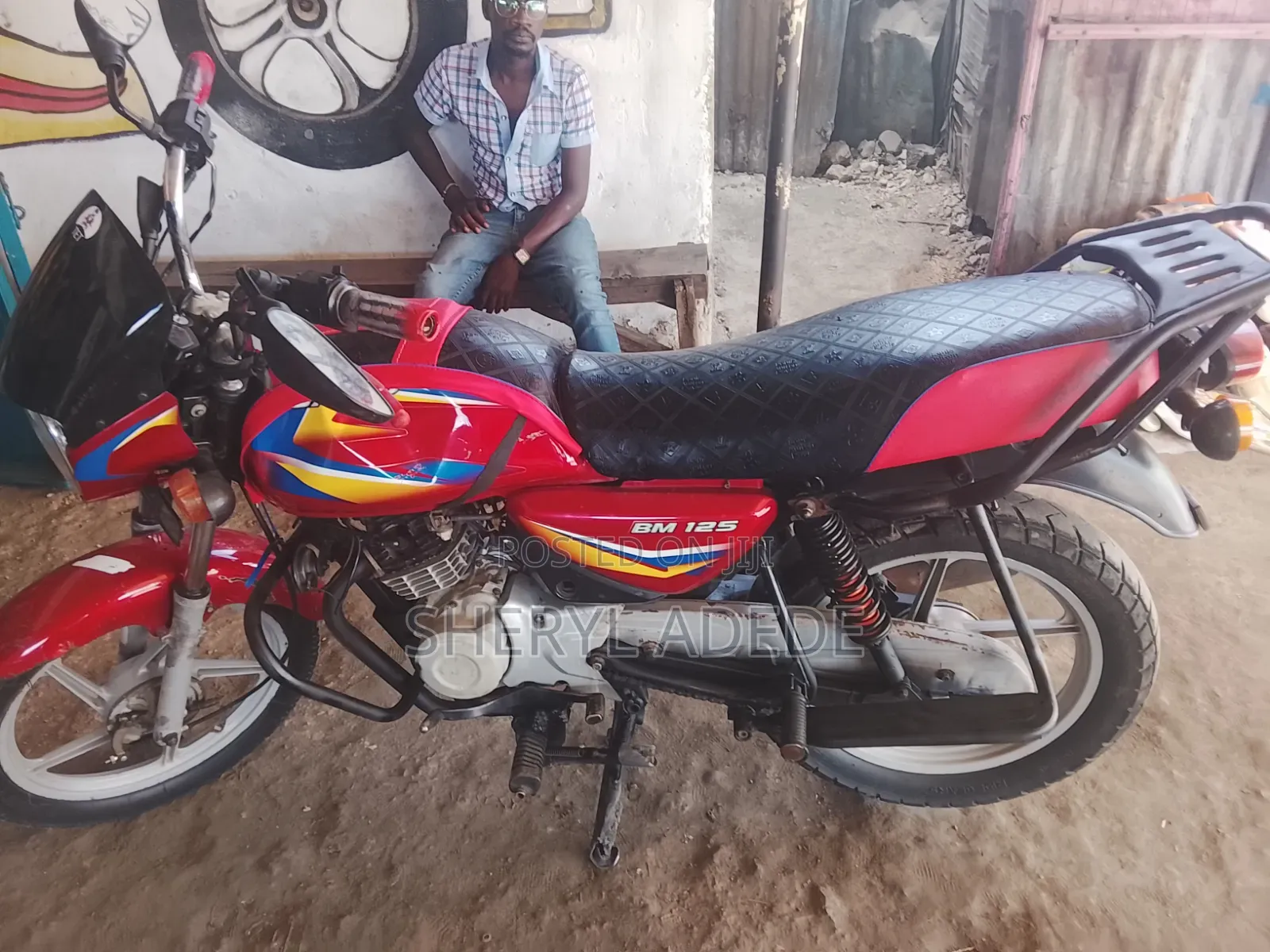 Bajaj Boxer 125 2023 Red
