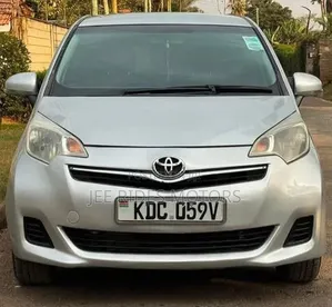 Toyota Ractis 2014 Beige