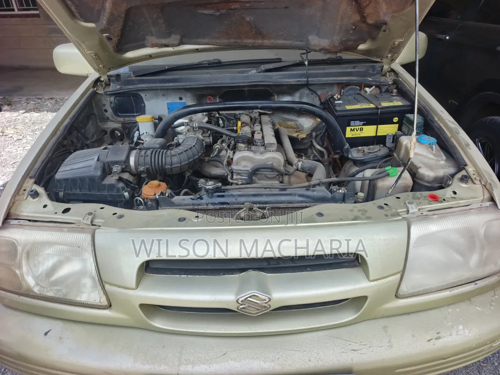 Suzuki Escudo 2002 Beige