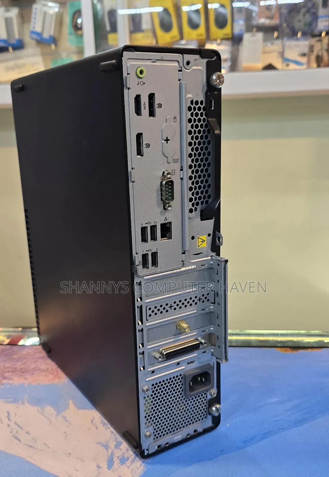 Desktop Computer Lenovo 8GB Intel Core i7 HDD 500GB