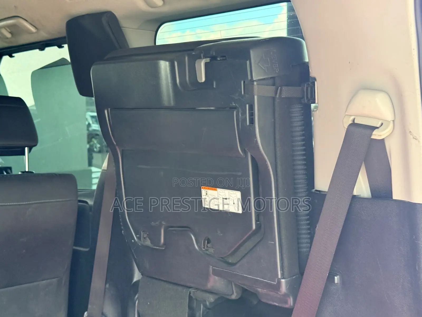 Toyota Voxy 2016 Black