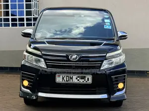 Toyota Voxy 2016 Black