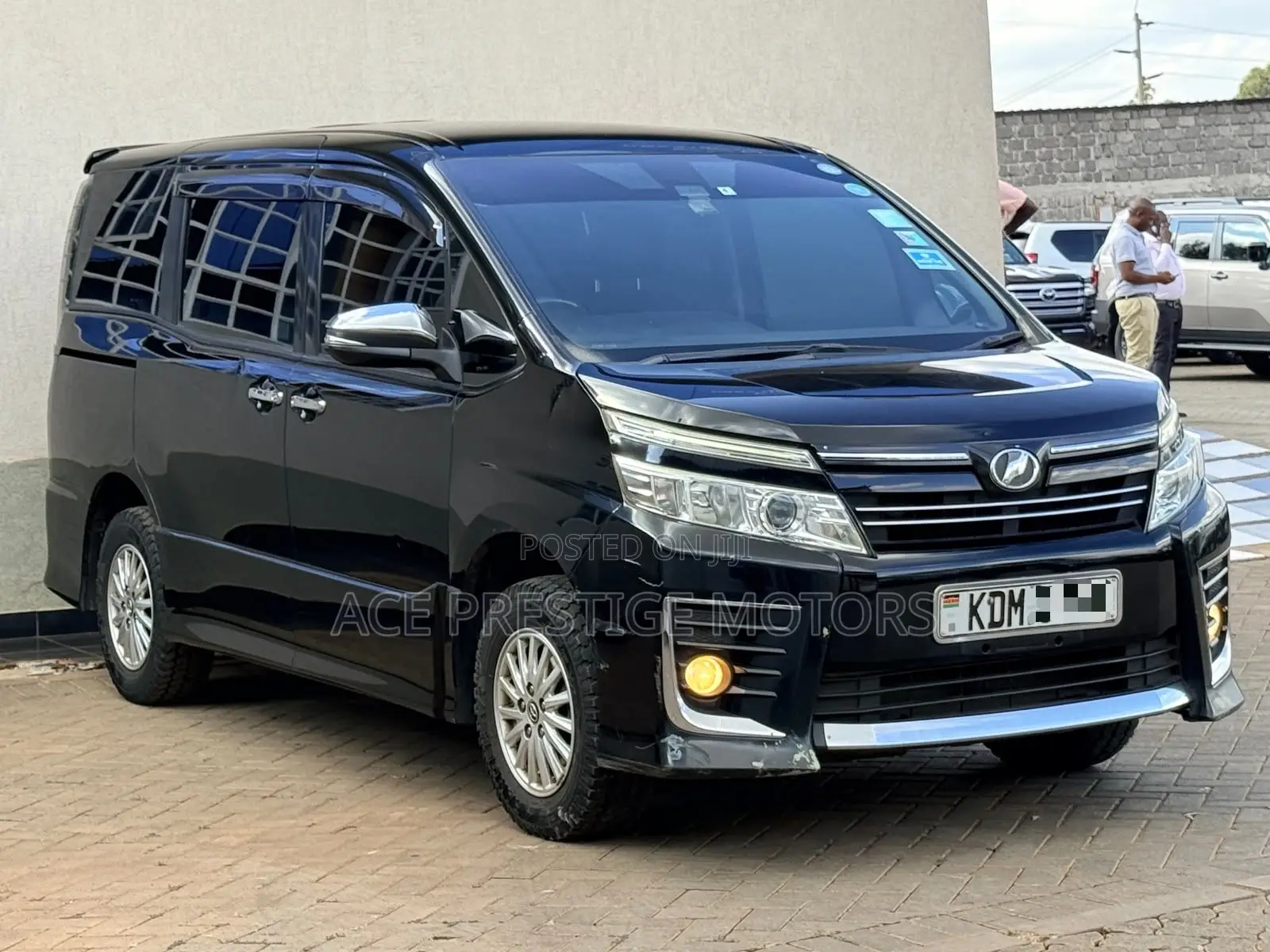 Toyota Voxy 2016 Black