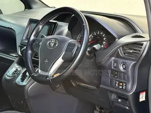 Toyota Voxy 2016 Black