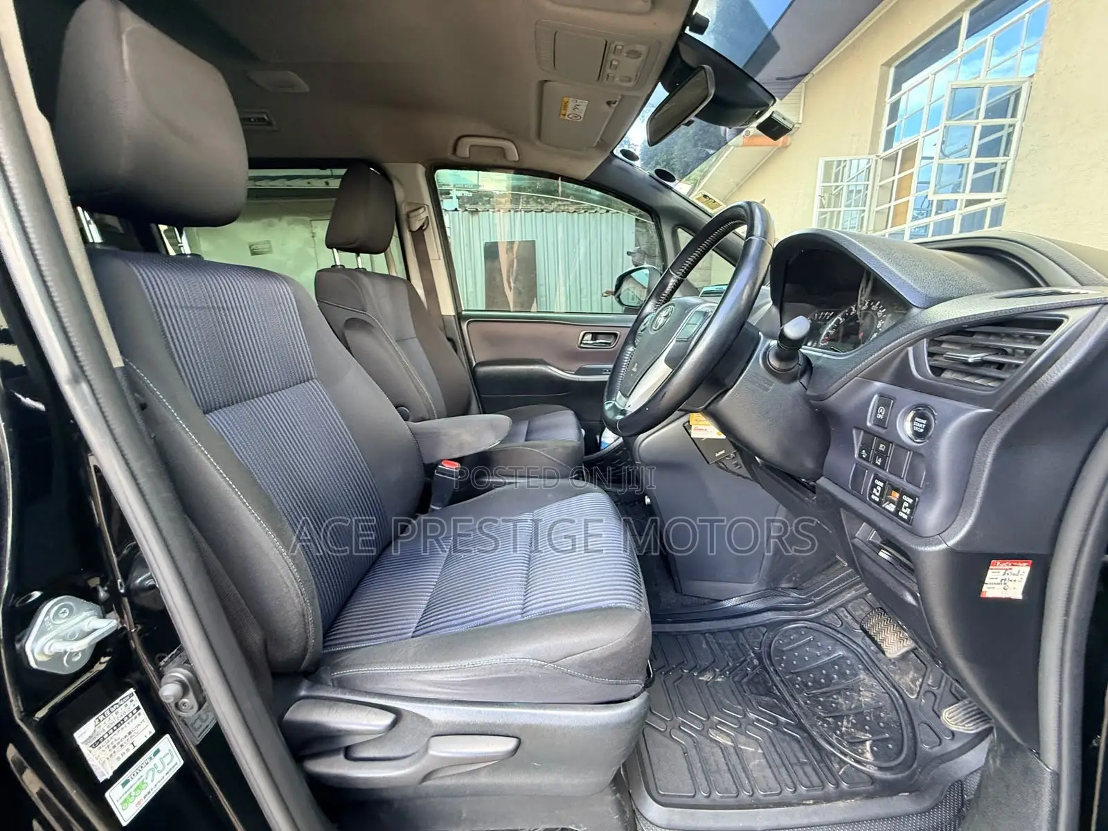 Toyota Voxy 2016 Black