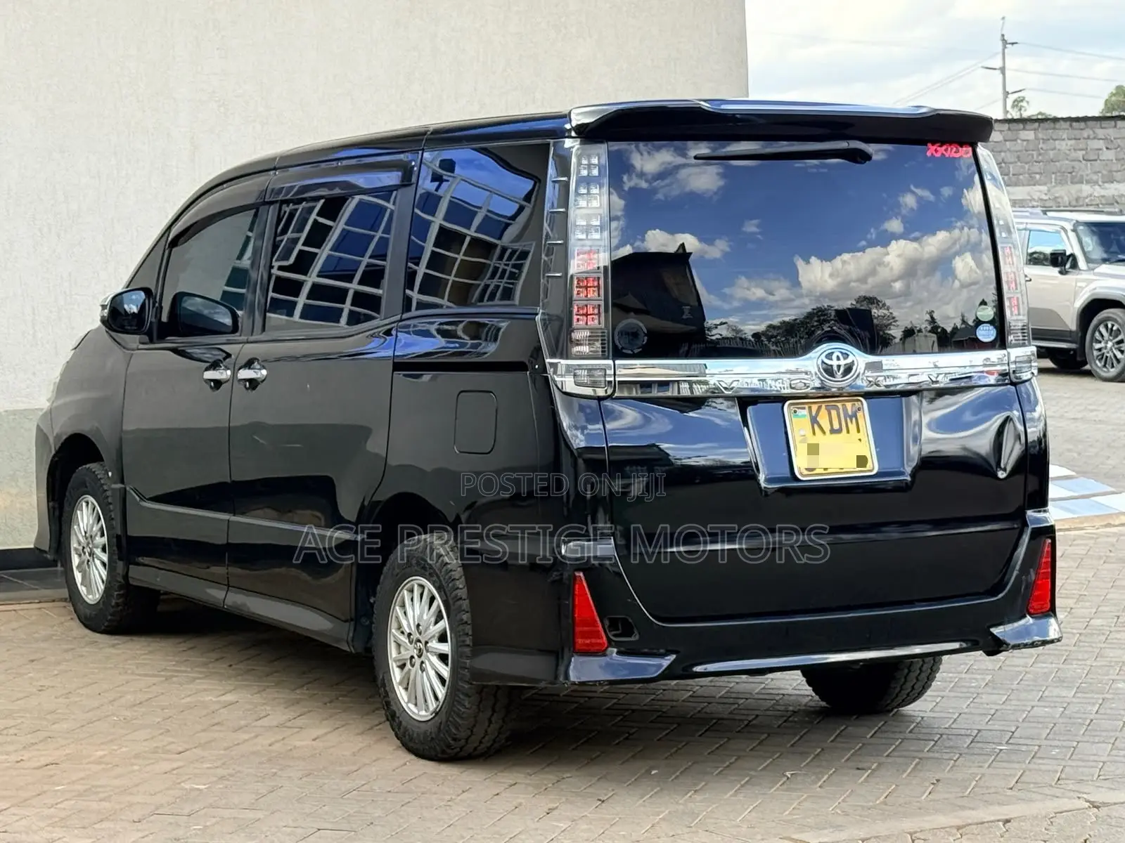 Toyota Voxy 2016 Black
