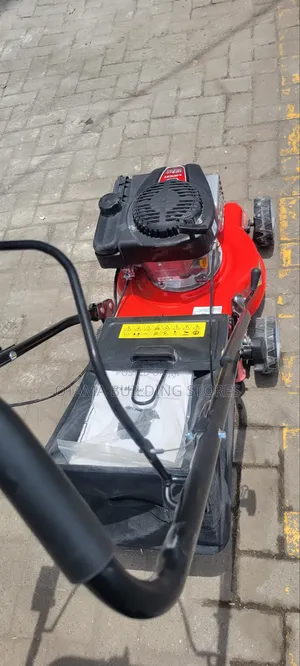 Petrol Lawn Grass Cutter